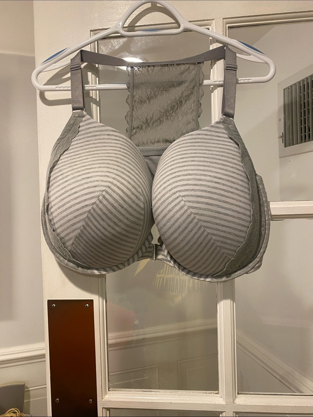 Cacique size 44G Bra good condition